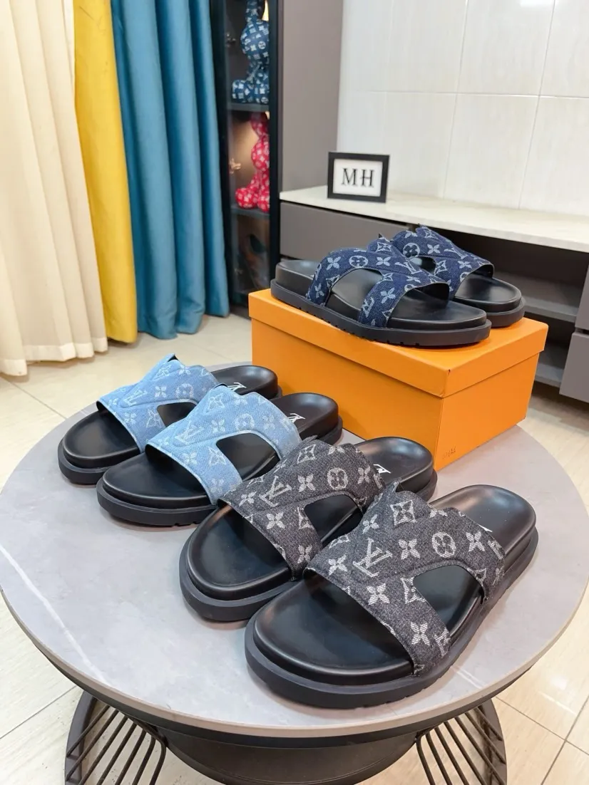 Men's shoes 💰300🌹🌹【LV】Multi-color new men's slippers, original quality top version, original special printed denim➕sheepskin on the inner side, non-slip combination sole, more stable walking, more comfortable and lightweight, high-end and generous, size: 38~44